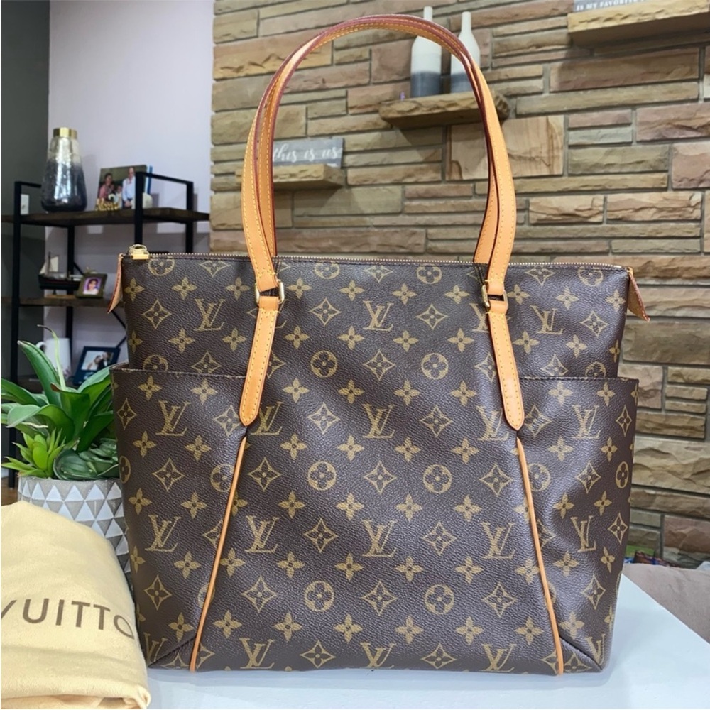 ❤️Authentic totally mm bag
